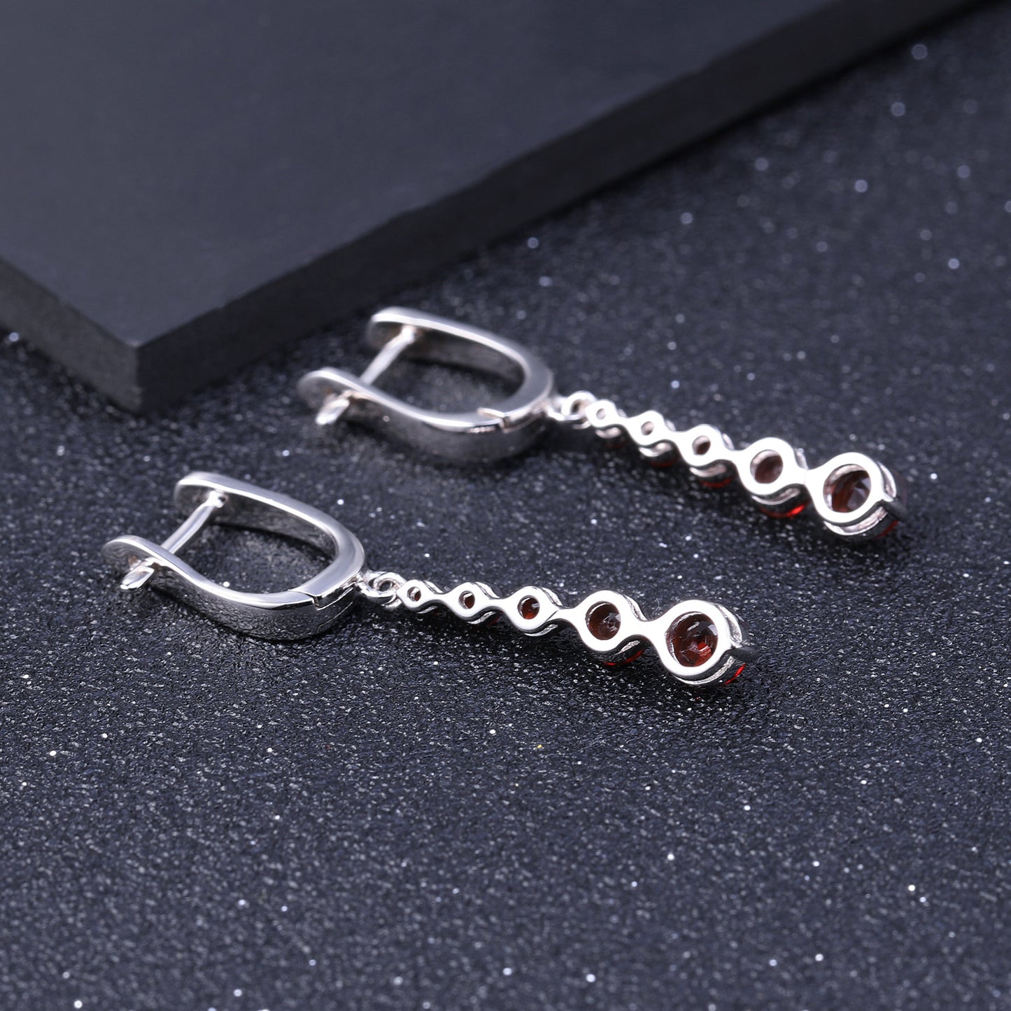Stylish925Sterling Silver Plated18k Gold Earrings Natural Garnet Medium Long Style Elegant Earrings