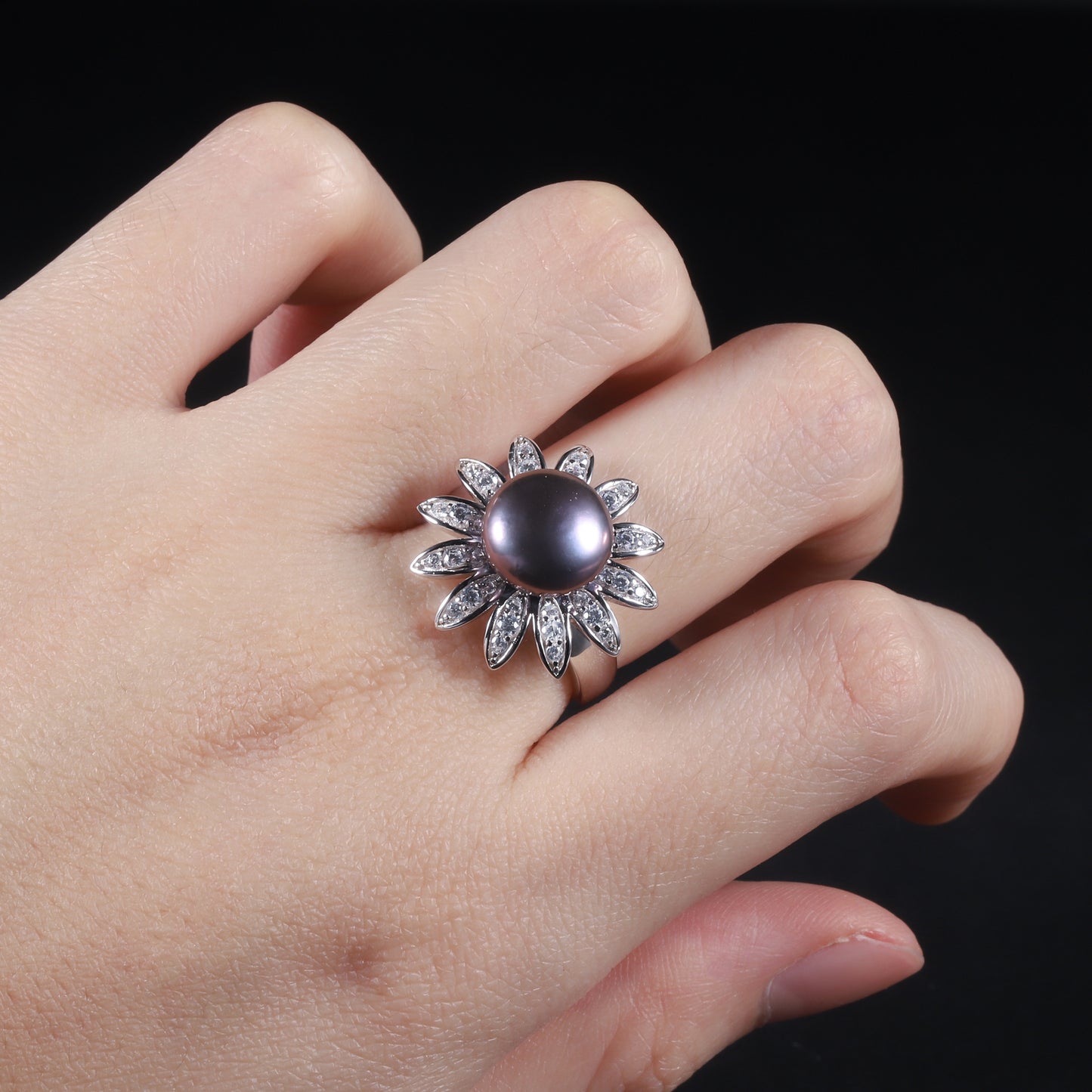New S925Sterling Silver Natural Freshwater Pearl Ring Sunflower Design Luxurious Elegant High-end Ring