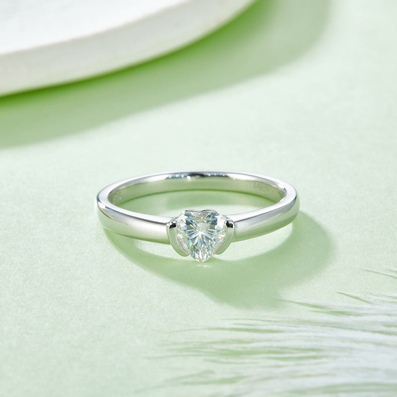 Fresh s925Silver Inlaid Heart-Shaped Moissanite Ring for Women Pure Silver0.5ct Diamond Heart Ring