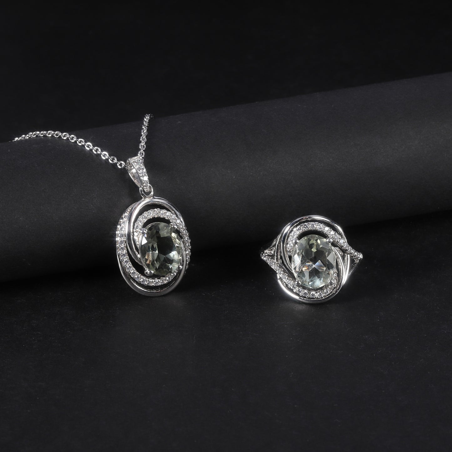Affordable Luxury Fashion Natural Gemstone Necklace Pendant Sense of Design s925Sterling Silver Inlaid Natural Green Amethyst Pendant