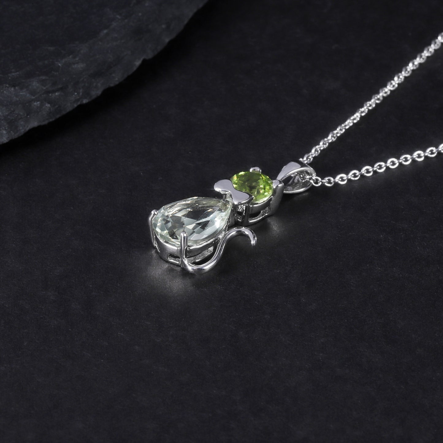 Luxurious and Unique Design Natural Gemstone Cat Pendant with a High-End Feel s925Silver Inlaid Green Amethyst Necklace Pendant