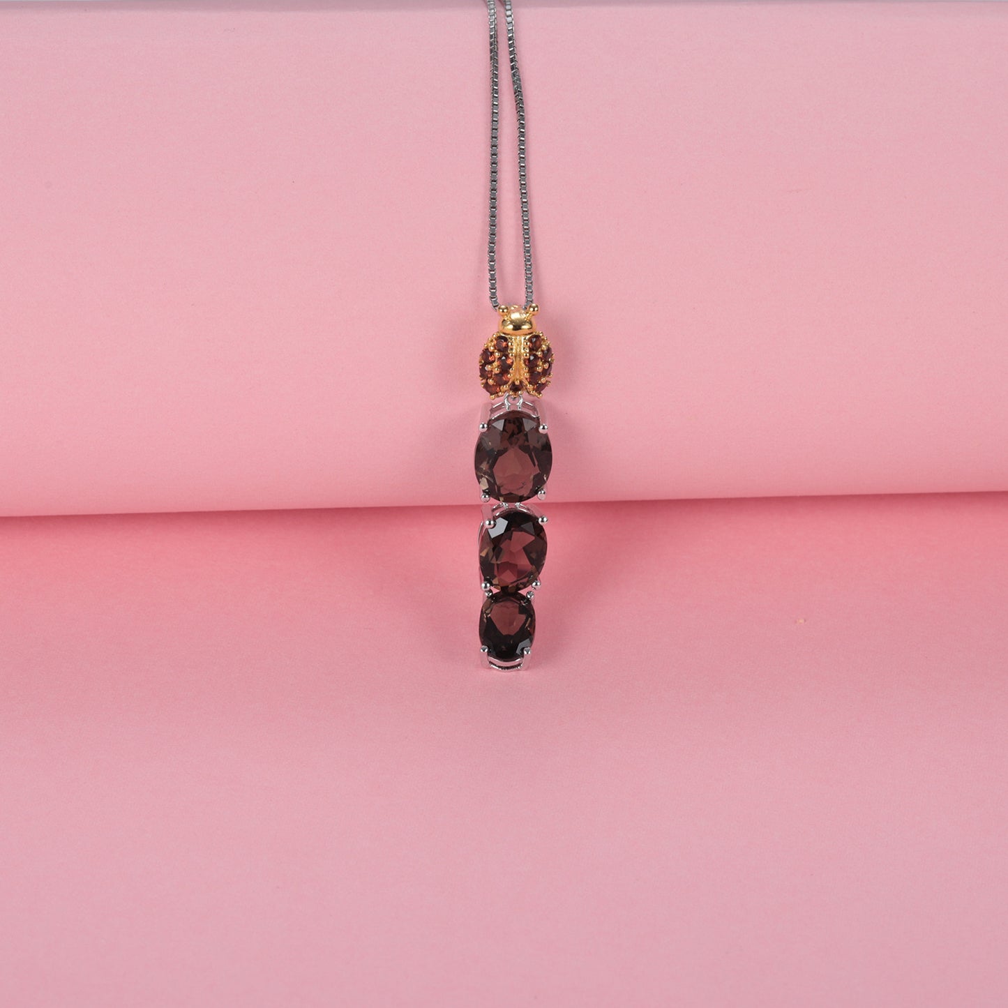 Designer Natural Red Agate Pendant Insect Element Personality Design925Silver Color Gemstone Necklace Pendant