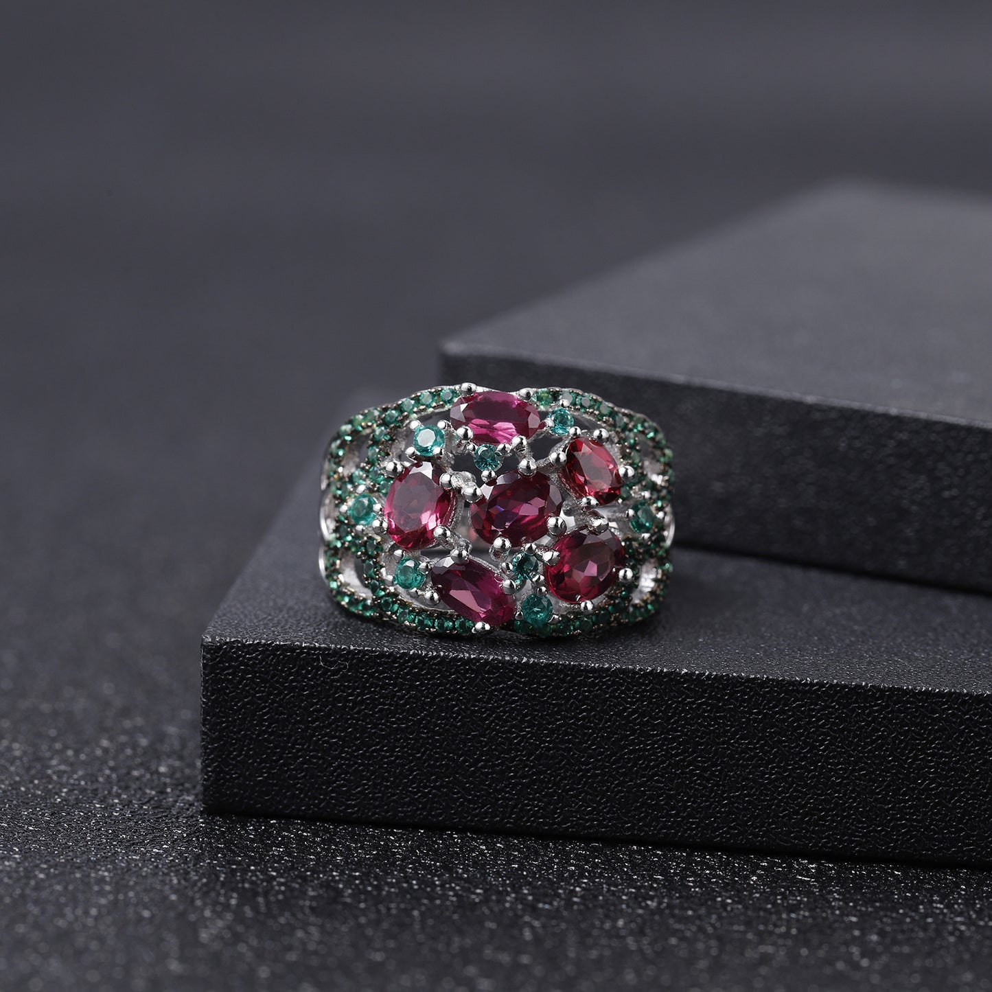 Luxurious and High-End Natural Rose Pomegranate Ring with a Sense of Design Prosperous Series s925Silver Inlaid Gemstone Ring