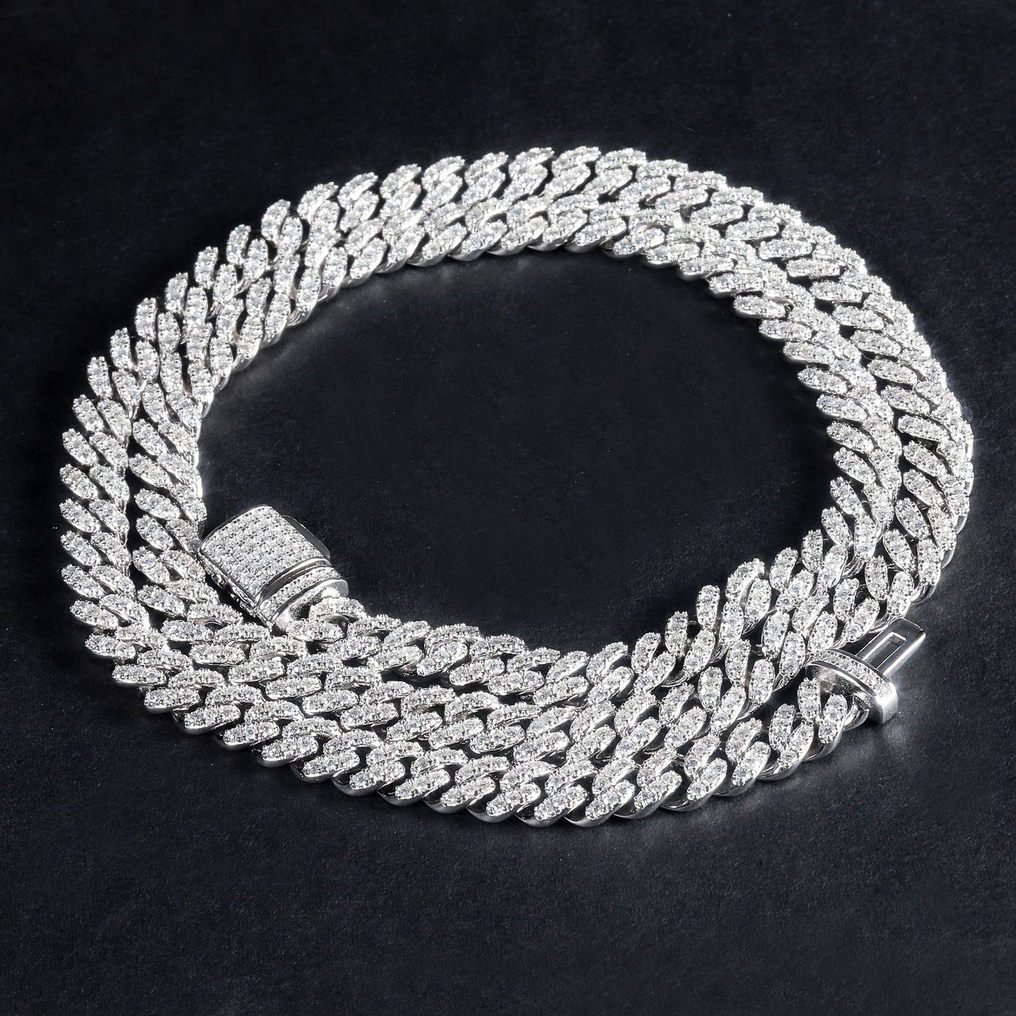 Trendy and Unique Moissanite Necklace925Sterling Silver Plated18k Gold hiphop Hip-hop Hot Item6mm Cuban link chain