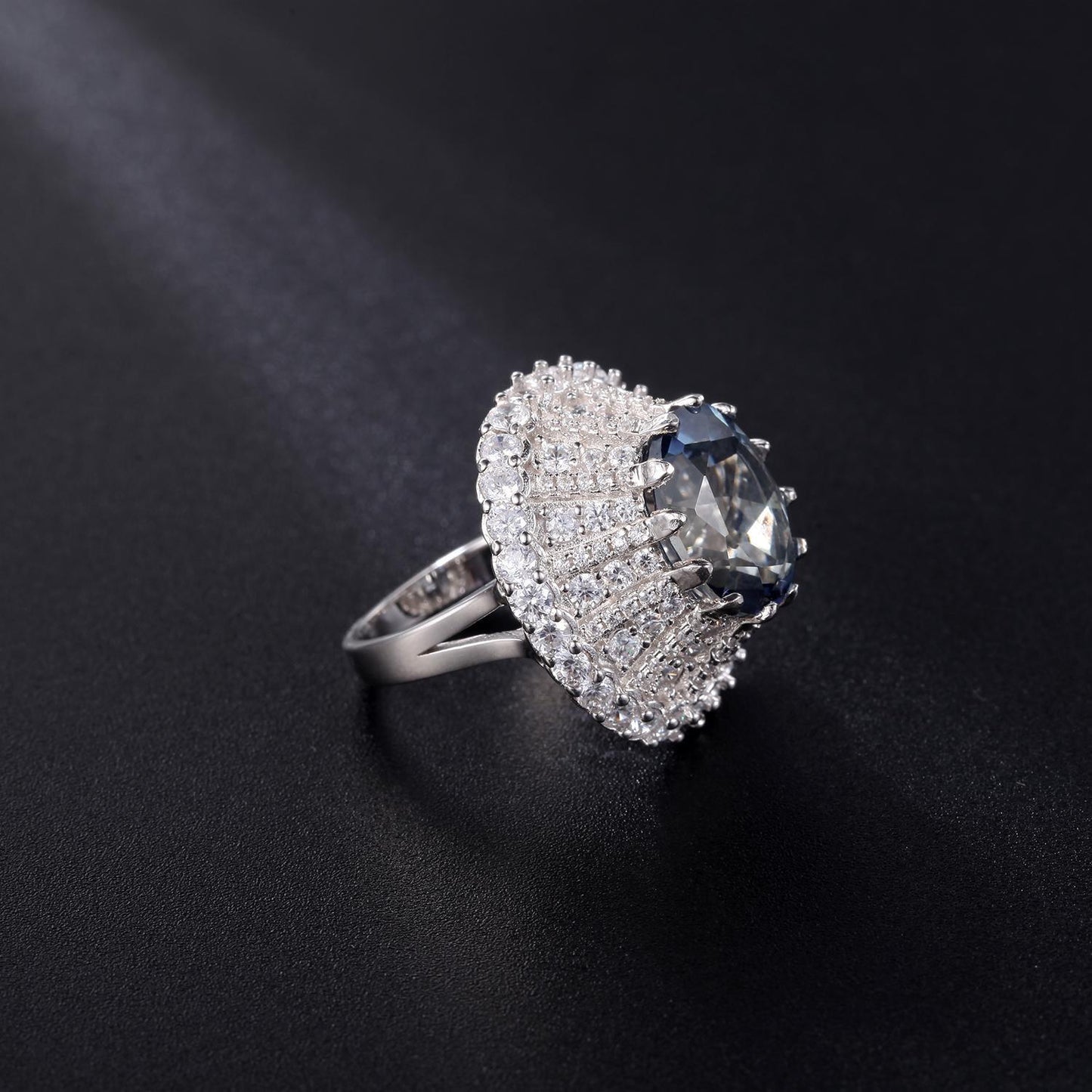 Luxurious Exaggerated Waltz Ring for Men and Women4Carat s925Silver Inlaid Colorful Crystal Mushroom Ring