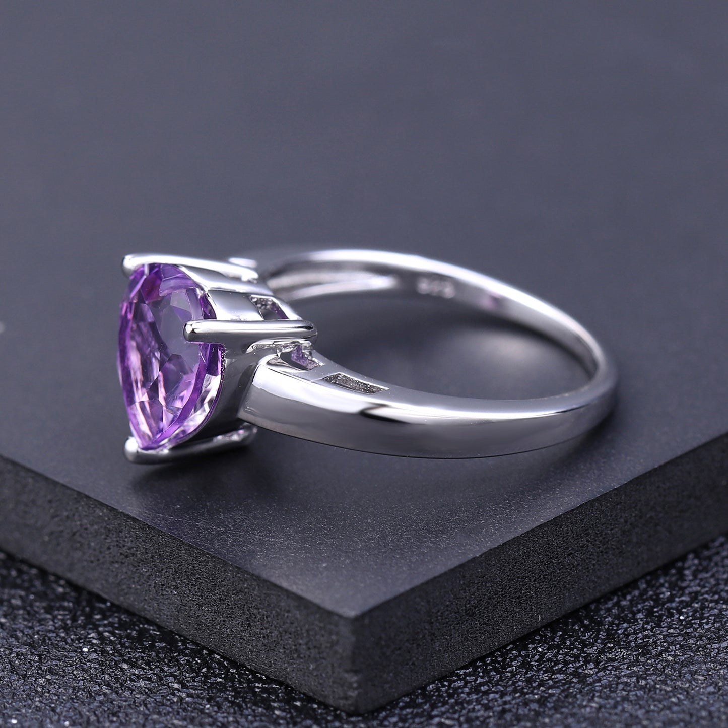 Natural Amethyst Heart Gemstone Ring Luxurious and high-end feel s925Silver Inlaid Natural Gemstone Ring