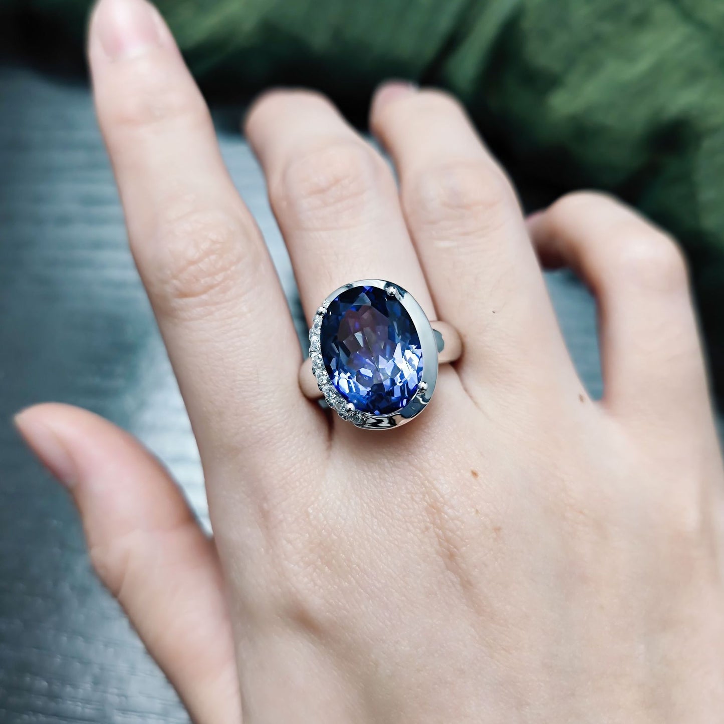 Wind s925Sterling Silver Inlaid Color Plated Crystal Ring Large Carat Wholesale Egg-Shaped Colorful Crystal Ring for Men and Women
