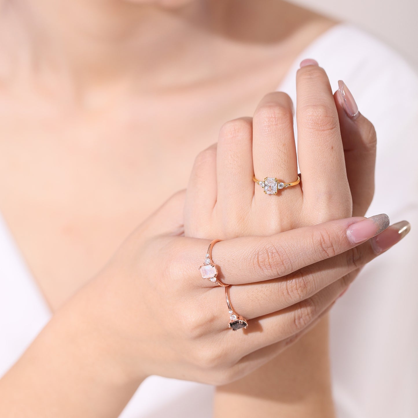 S925Sterling Silver Inlaid5A Zircon Ring Fashionable, Elegant, Simple, and Luxurious5*7mm Gemstone Rose Gold Ring