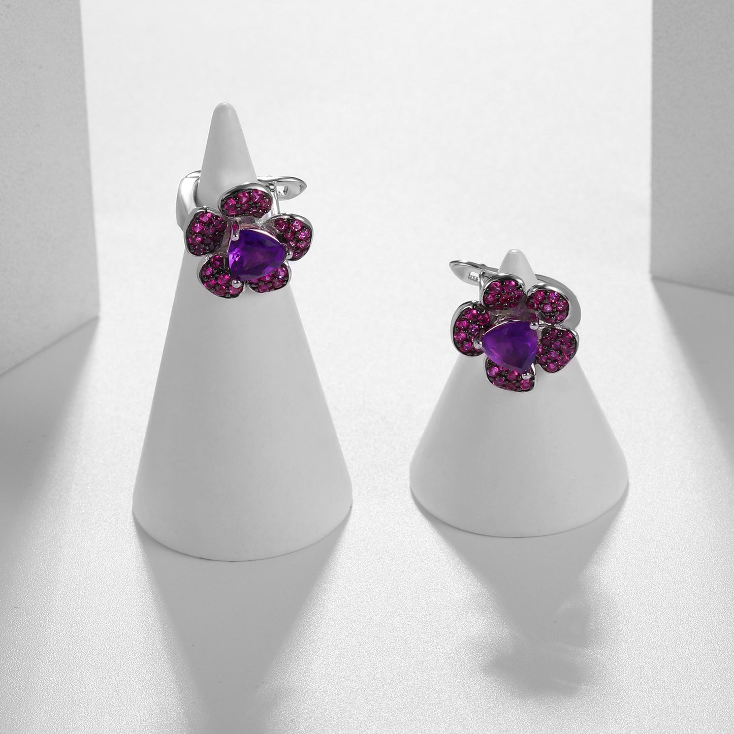 Designer Natural Gemstone Earrings with Natural Floral Style ins Wind s925Silver Amethyst Stud Earrings