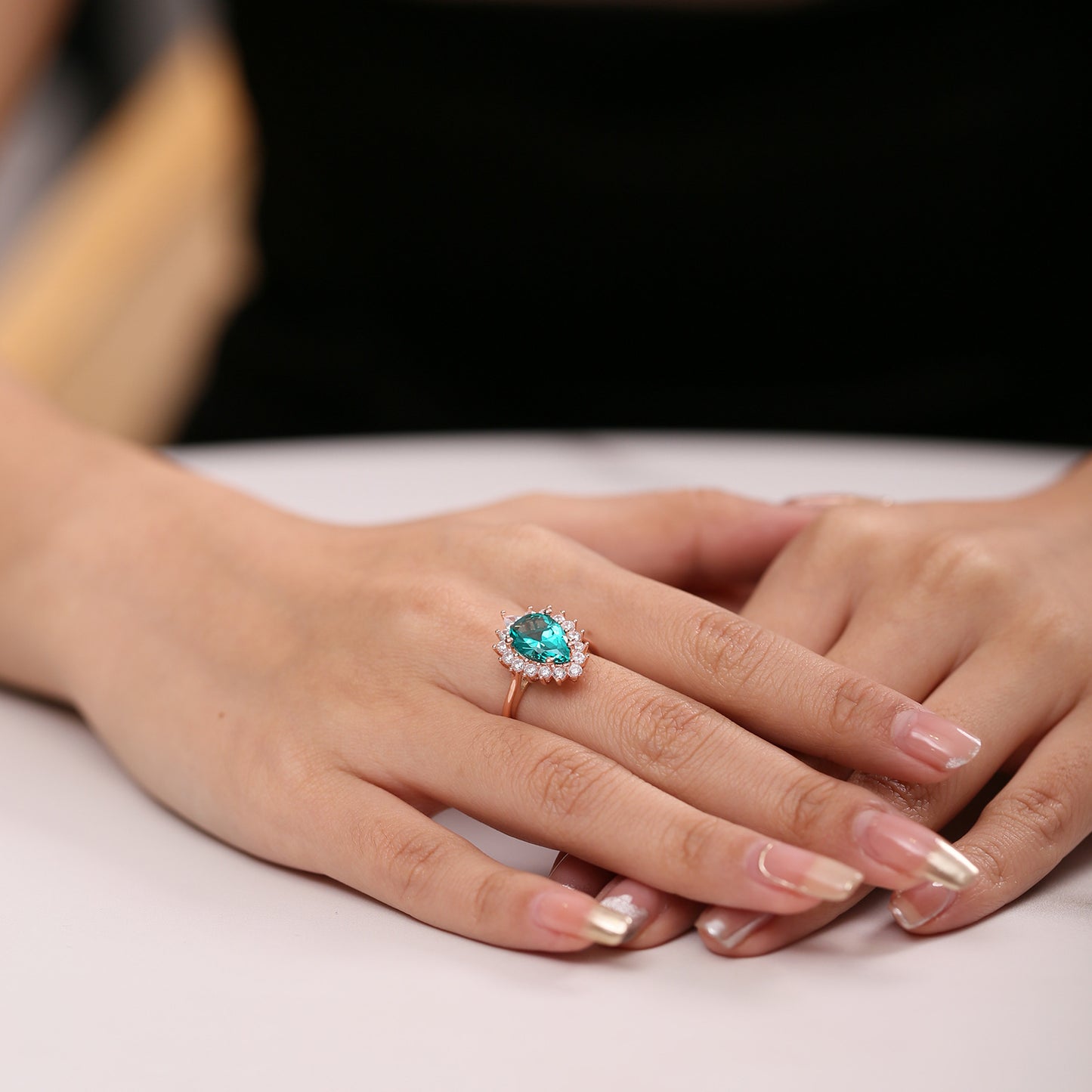 S925Silver Inlaid Emerald Nano Ring Luxurious and high-end feel8*12mm Colorful Gemstone Rose Gold Ring