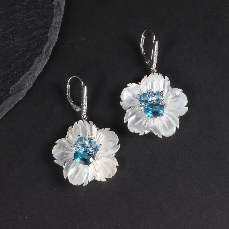 ins Fresh and Elegant Earrings for Girlfriend's Birthday Gift, Shell Natural Topaz Flower Earrings New Style