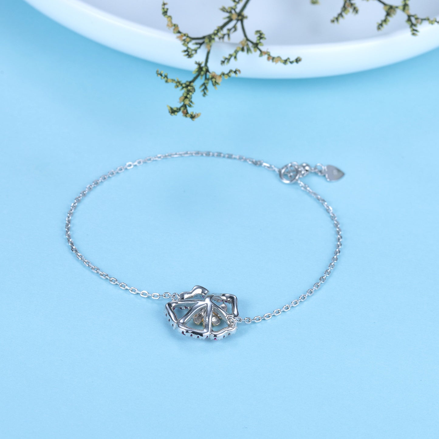 Unique Elegant Gemstone Bracelet Floral Design with a Sense of Sophistication925Silver Natural Topaz Bracelet