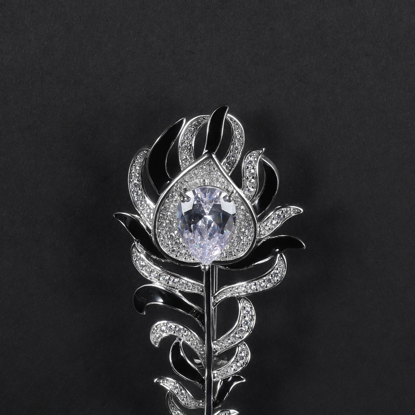 New Style Unique High-End Designer Brooch Vintage Luxury S925Silver Inlaid Gemstone Shell Pearl Brooch