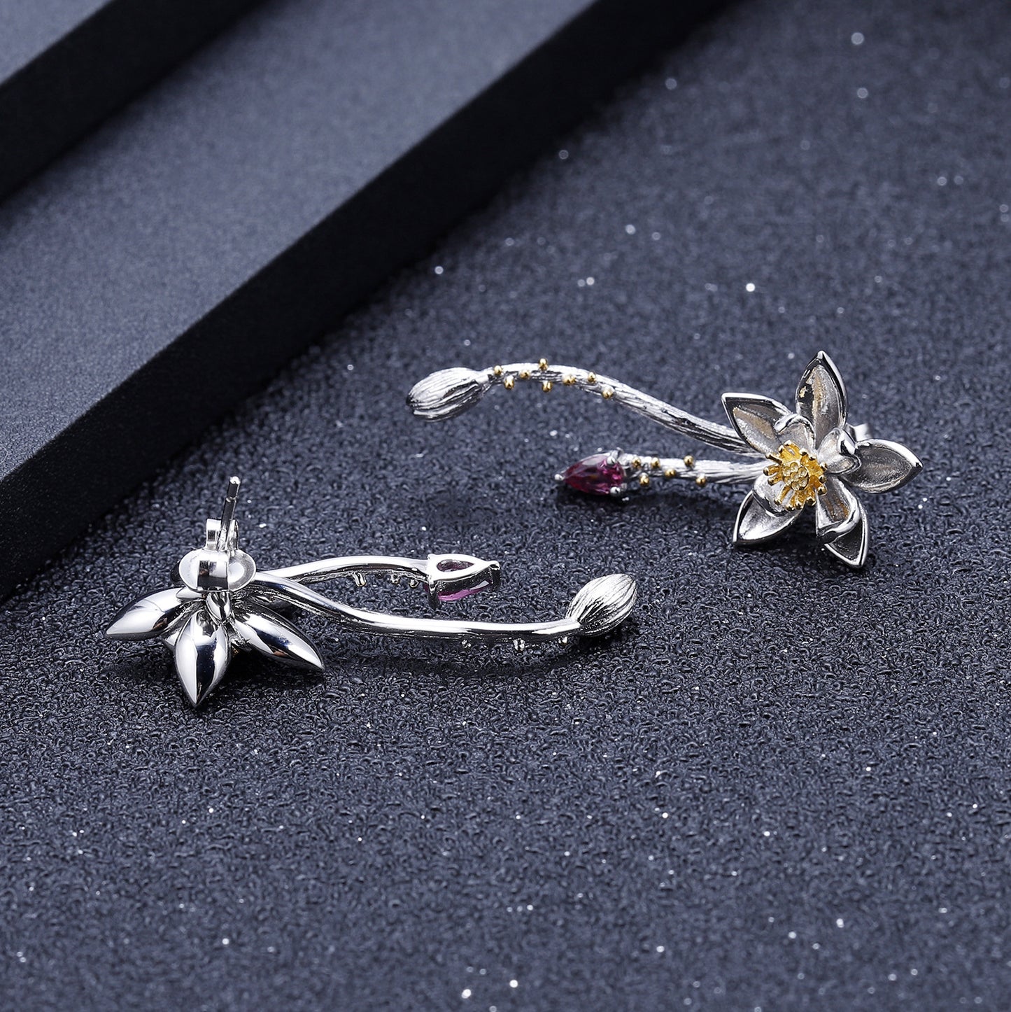Designer High-End Gemstone Earrings Natural Style Floral Design925Silver Natural Rose Garnet Earrings