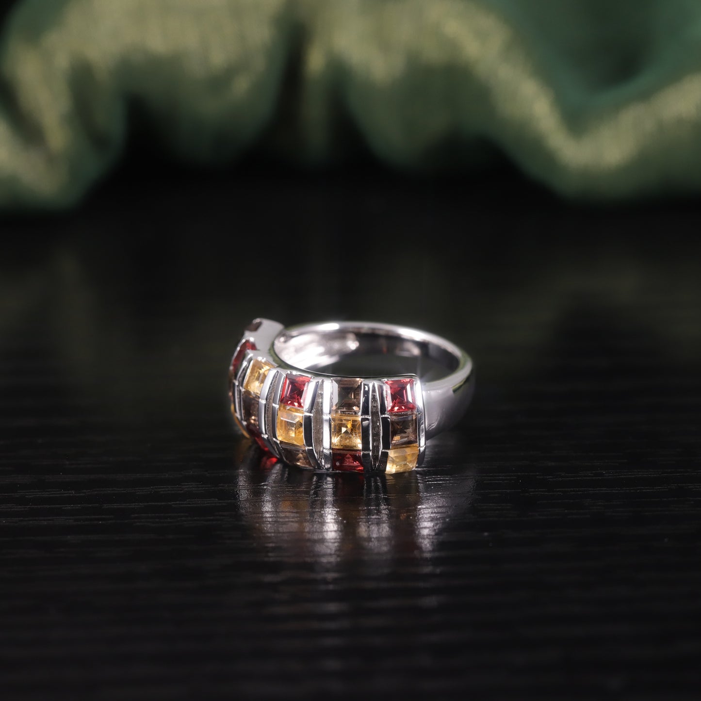 Exotic Natural Garnet Crystal Ring s925Sterling Silver Inlaid Colorful Gemstone Statement Ring