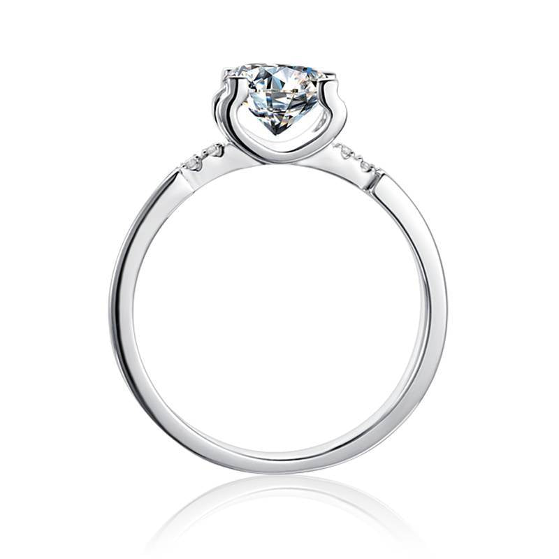 Affordable luxury fashion s925Sterling Silver Inlaid Moissanite Ring Bull Head White Gold Yellow Gold Ring0.5Carat Wedding Ring