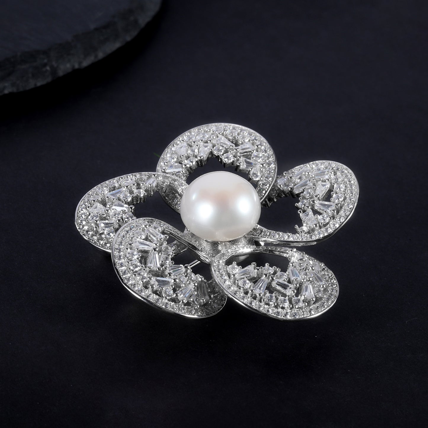 New13mm Natural Freshwater Pearl Brooch Floral Design Luxurious High-End Feel S925Sterling Silver Gemstone Brooch