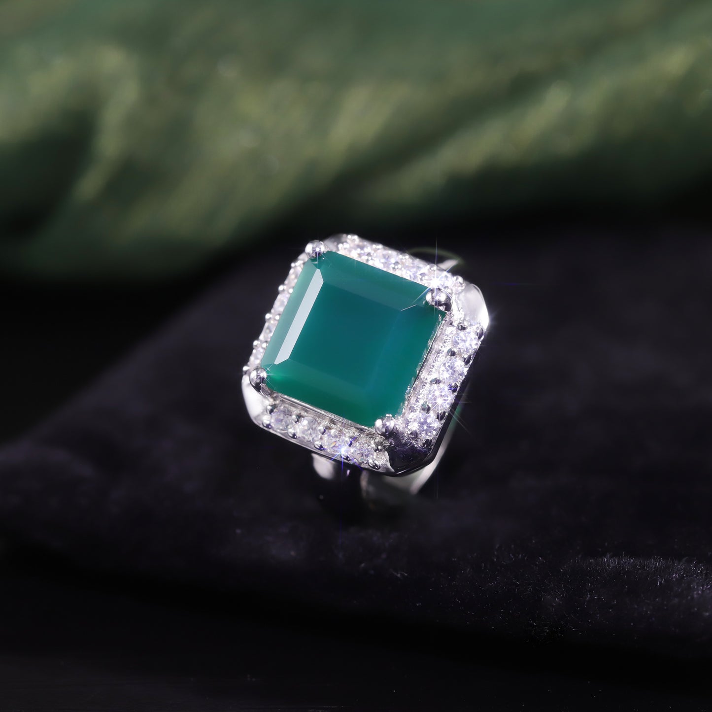 New Square Gemstone Ring s925Sterling Silver Inlaid Natural Green Chalcedony Ring Vintage Elegant Jewelry