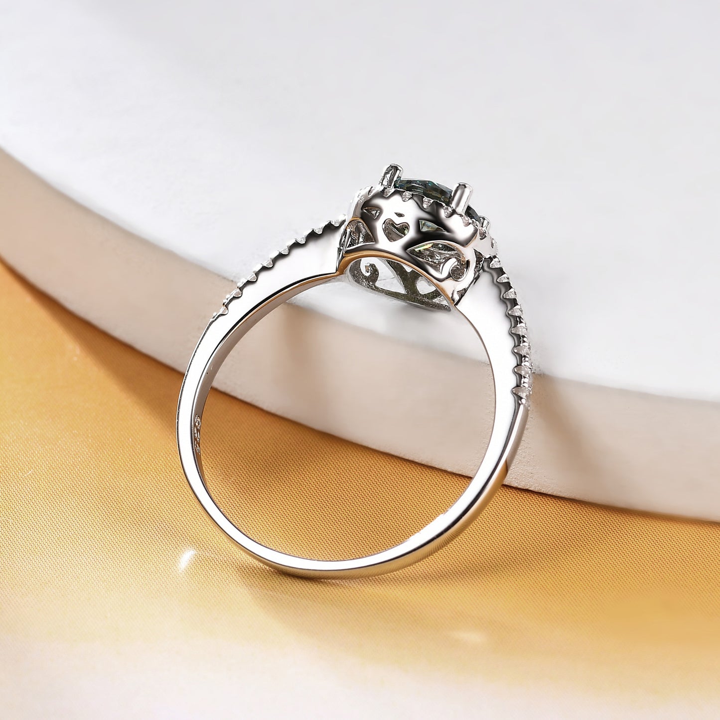 Green Moissanite1Carat Round Inlaid Ring Set GRA Certificate of Light Luxury Fashion s925Silver Gemstone Ring
