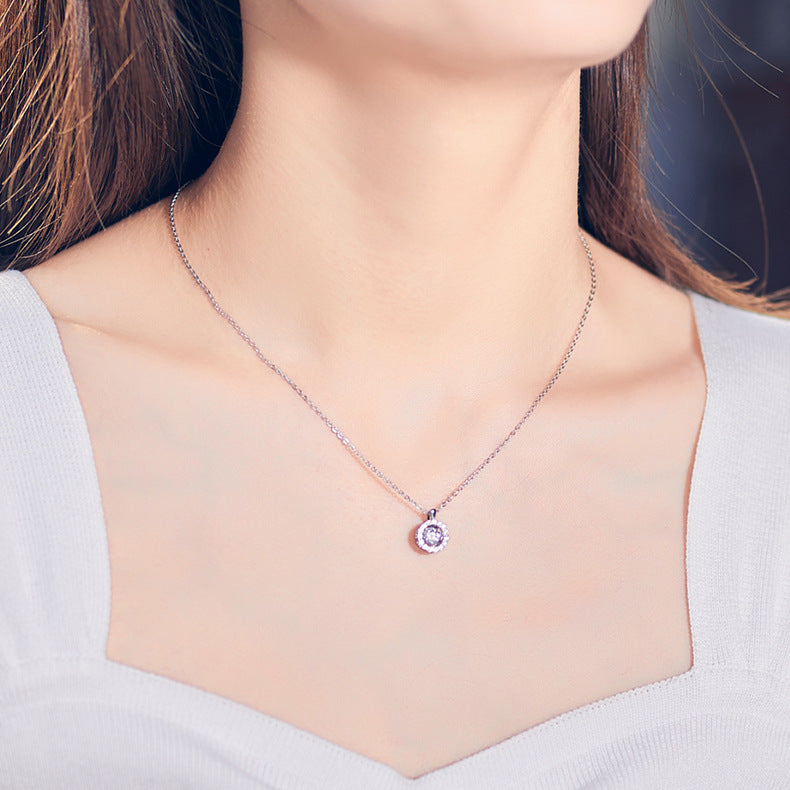 Dynamic Style Light Luxury Moissanite Pendant Fashionable and Elegant s925Silver Inlay0.5Carat Moissanite Necklace Pendant