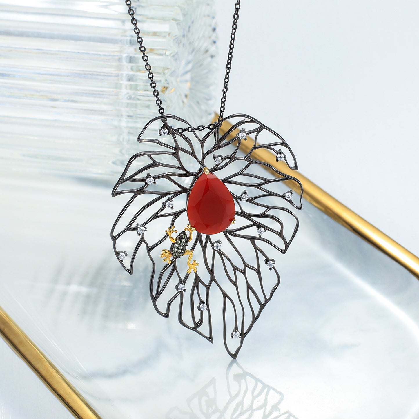 Ocean Blue Chalcedony Red Agate Pendant Statement Necklace925Silver Leaf-Shaped Niche Pendant Cross-Border