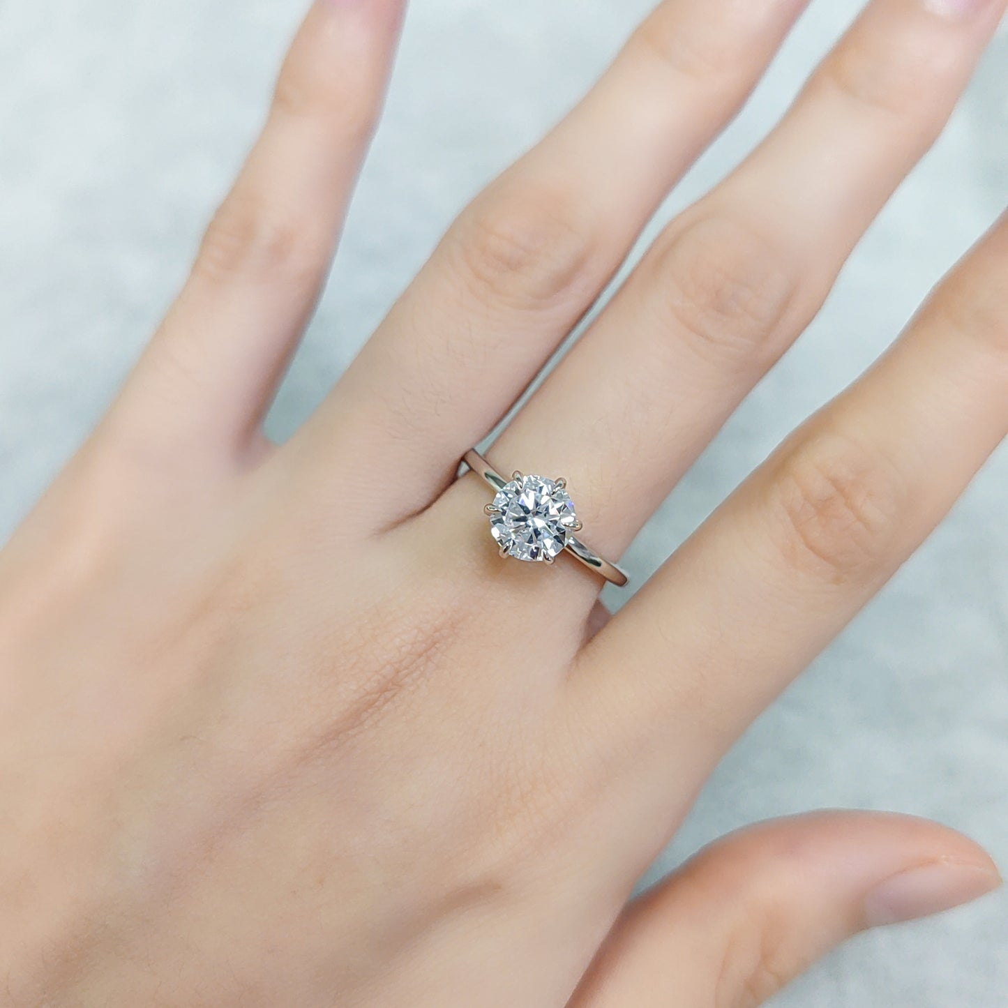 Classic Six-Claw1Carat D Color Diamond Ring for Women Simple Fashion18k Gold Inlaid Cultivated Diamond Ring AU750