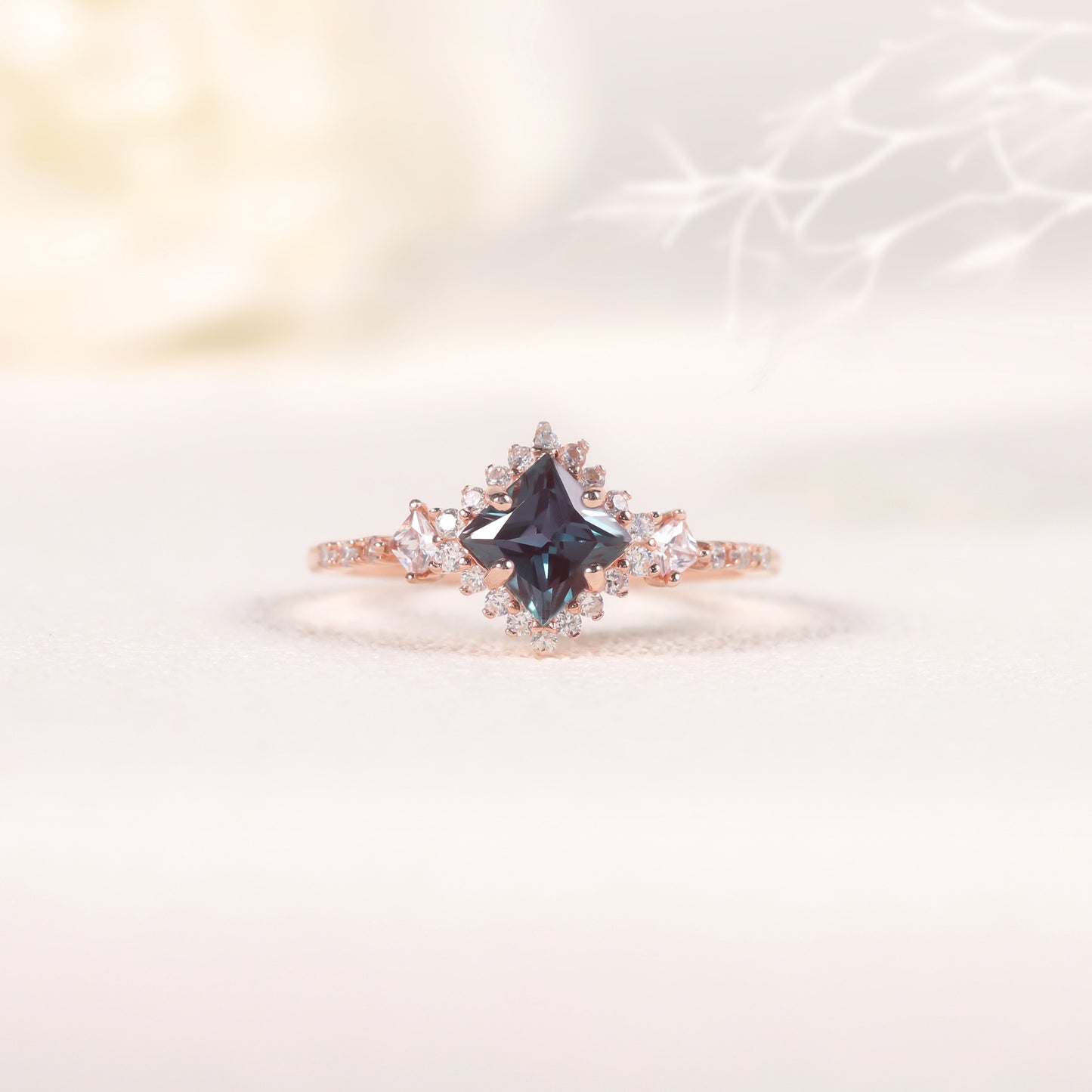 Luxurious Fashion Ring s925Sterling Silver Gold-Plated Lab-Treated Color-Changing Sapphire Export Square Sapphire Ring