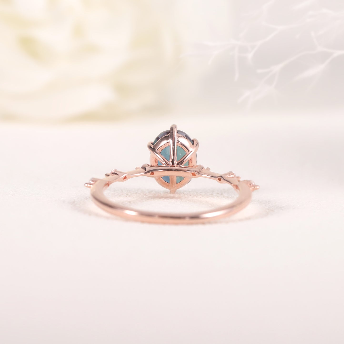 Minimalist Color-Changing Stone Ring s925Silver Inlaid Synthetic Alexandrite Gemstone Ring for Women Wholesale
