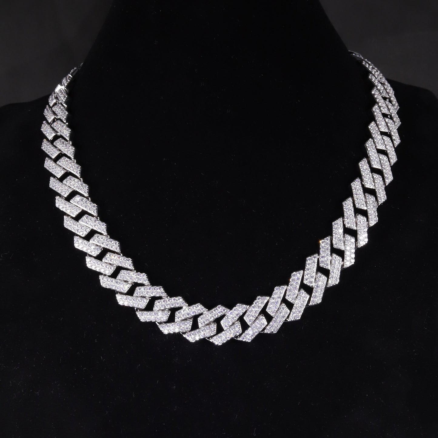 Hip-hop Cuban Chain s925Silver Inlaid Moissanite Two Rows of Diamonds18mm Coarse and Fine Workmanship Rhombus Necklace Hot Sale