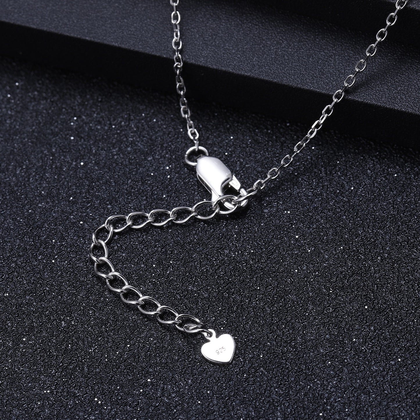 925Sterling Silver Gemstone Necklace Fashionable Versatile Natural Topaz Crystal Garnet Heartbeat Miracle Necklace