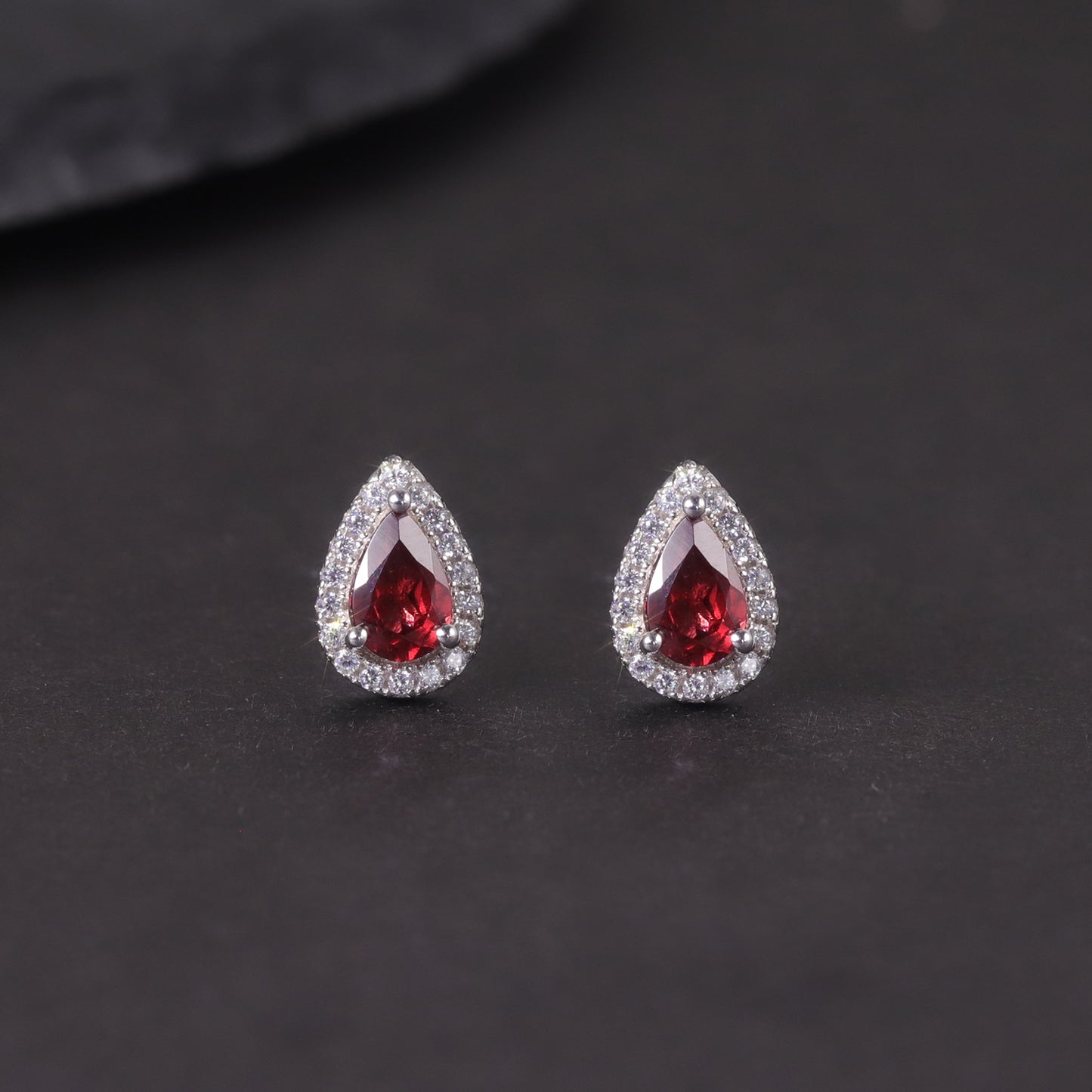 Exquisite Water Drop Colorful Gemstone Earrings s925Sterling Silver Inlaid Crystal Topaz Earrings Translucent Pear-Shaped Earrings