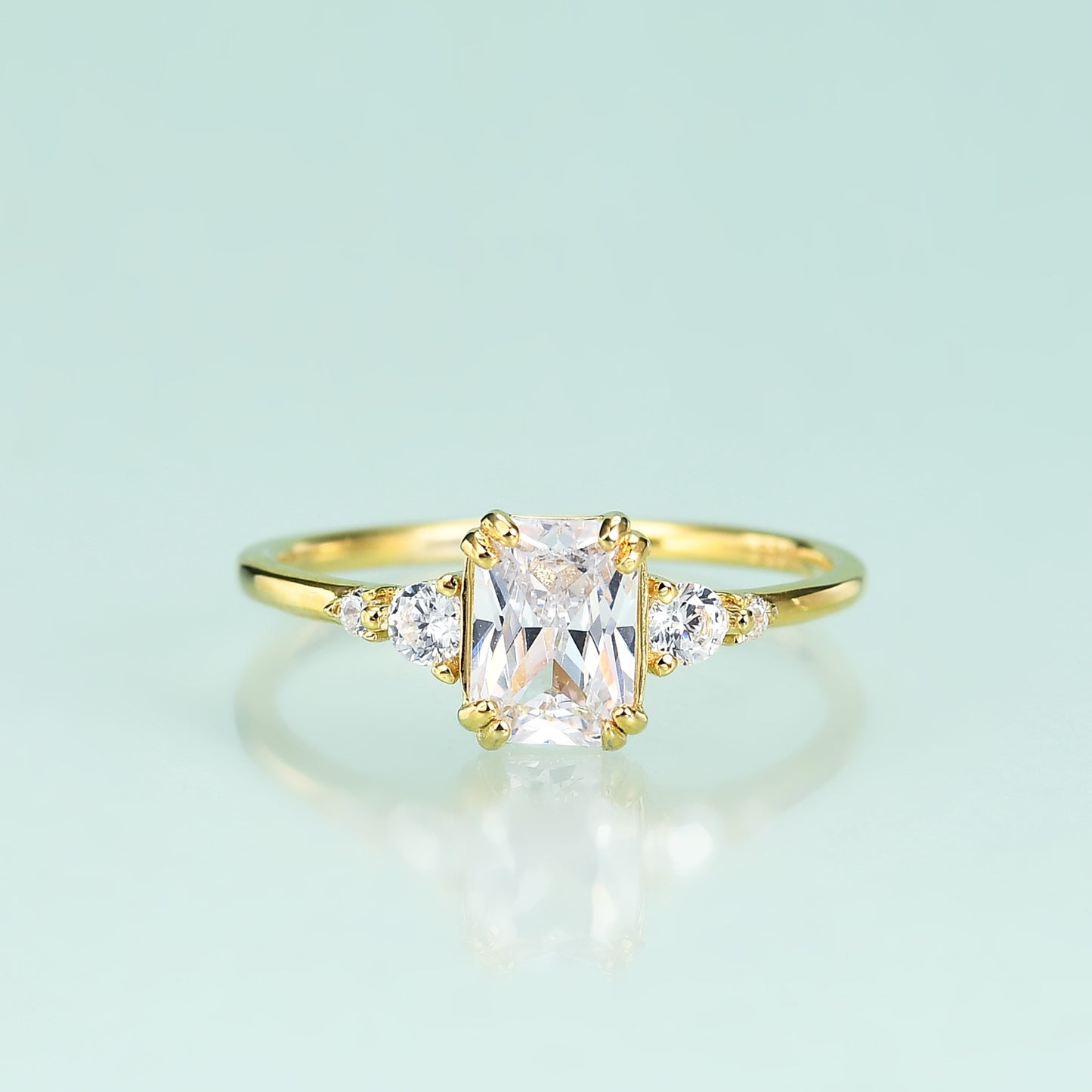 S925Sterling Silver Inlaid5A Zircon Ring Fashionable, Elegant, Simple, and Luxurious5*7mm Gemstone Rose Gold Ring