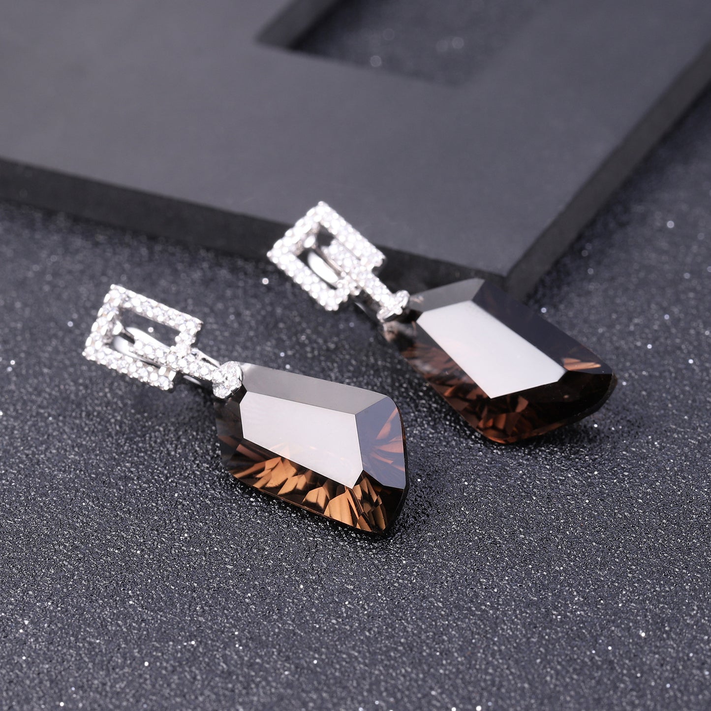 Luxurious High-End Natural Citrine Earrings Fashionable Design s925Silver Irregular Large Carat Natural Gemstone Earrings