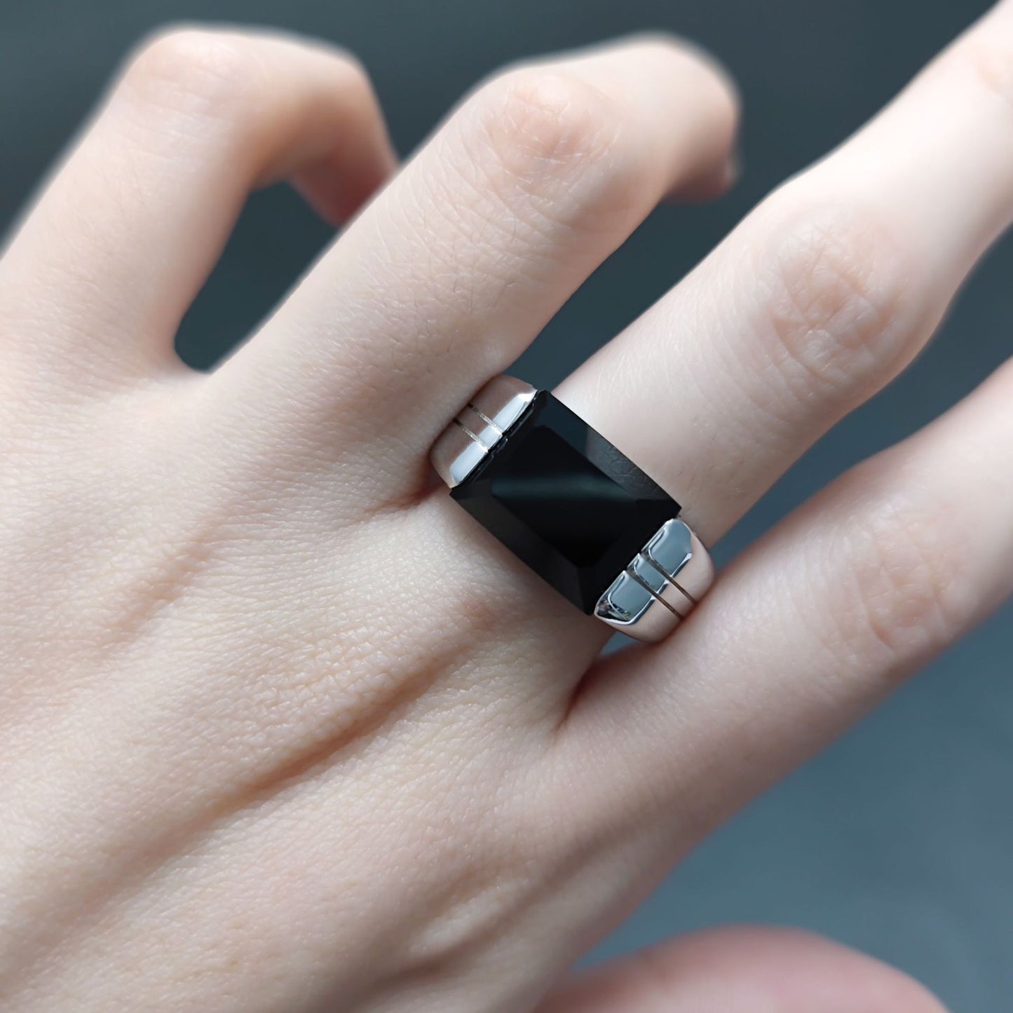 Designer Natural Black Agate Men's Ring High-end and Elegant s925Silver Inlaid Square Gemstone Malachite Ring