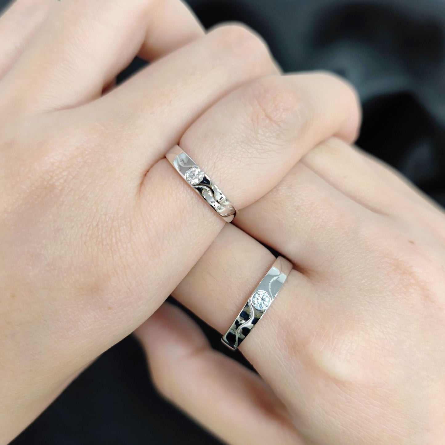 Spring and Summer New Silver Rings Pair s925Silver Inlaid Small Moissanite Round Gold Couple Rings Pure Silver Closed Design