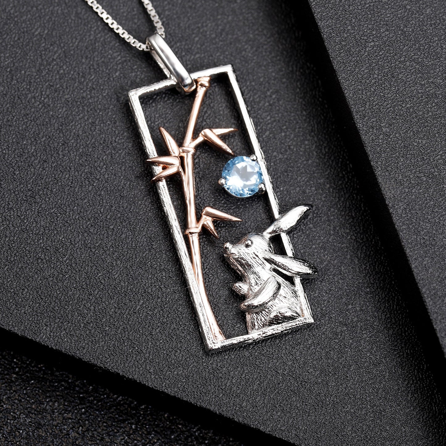 Designer High-End Jade Rabbit Pendant Natural Style Design925Silver Natural Topaz Necklace Pendant