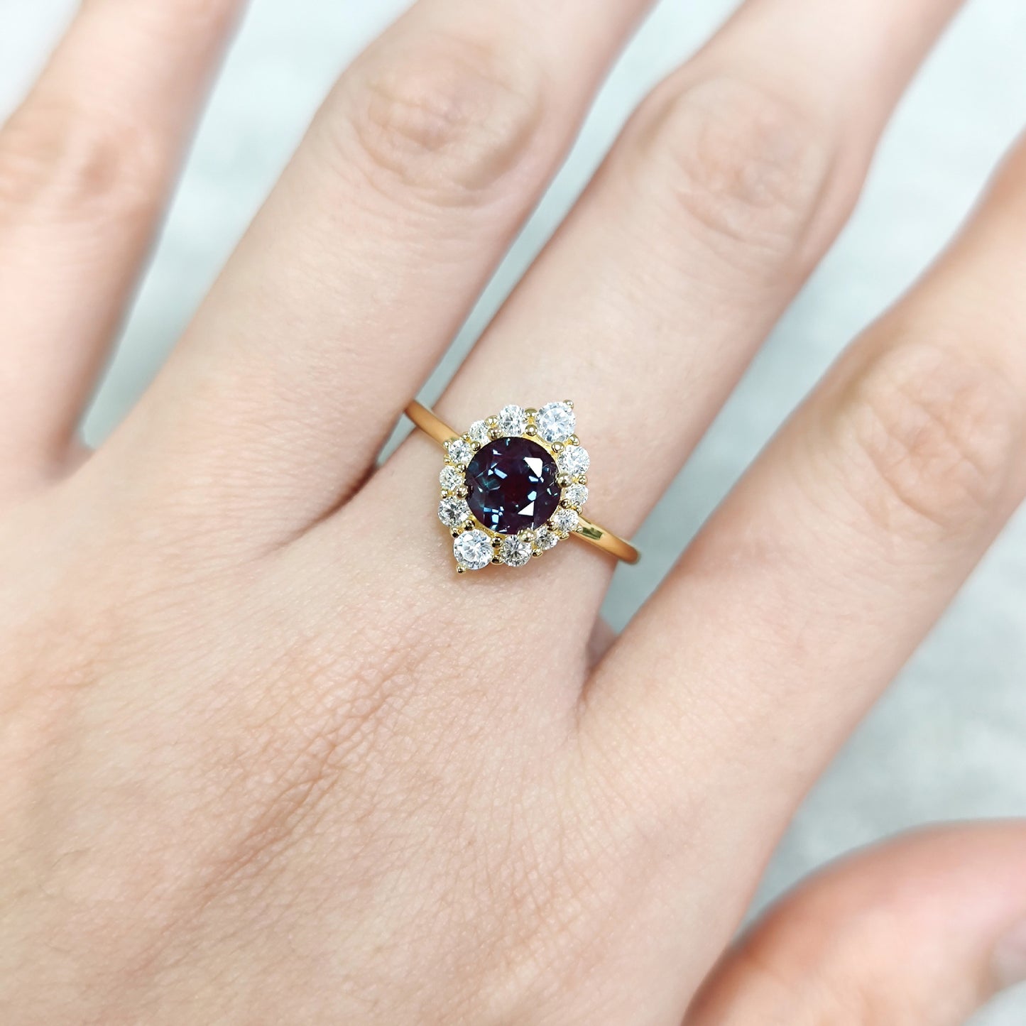 Classic and Simple s925Silver Inlaid Synthetic Alexandrite Gemstone Ring TikTok Color-Changing Stone Ring