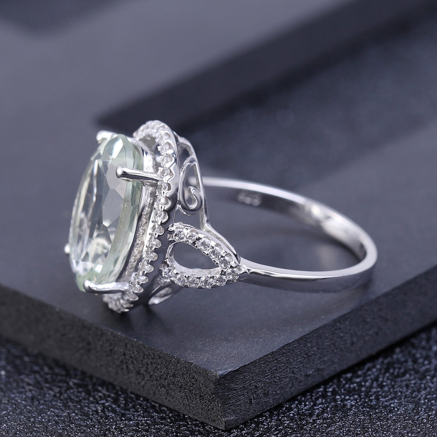 Luxurious Gemstone Green Amethyst Ring Elegant and Noble Personality s925Silver Inlaid Natural Gemstone Ring