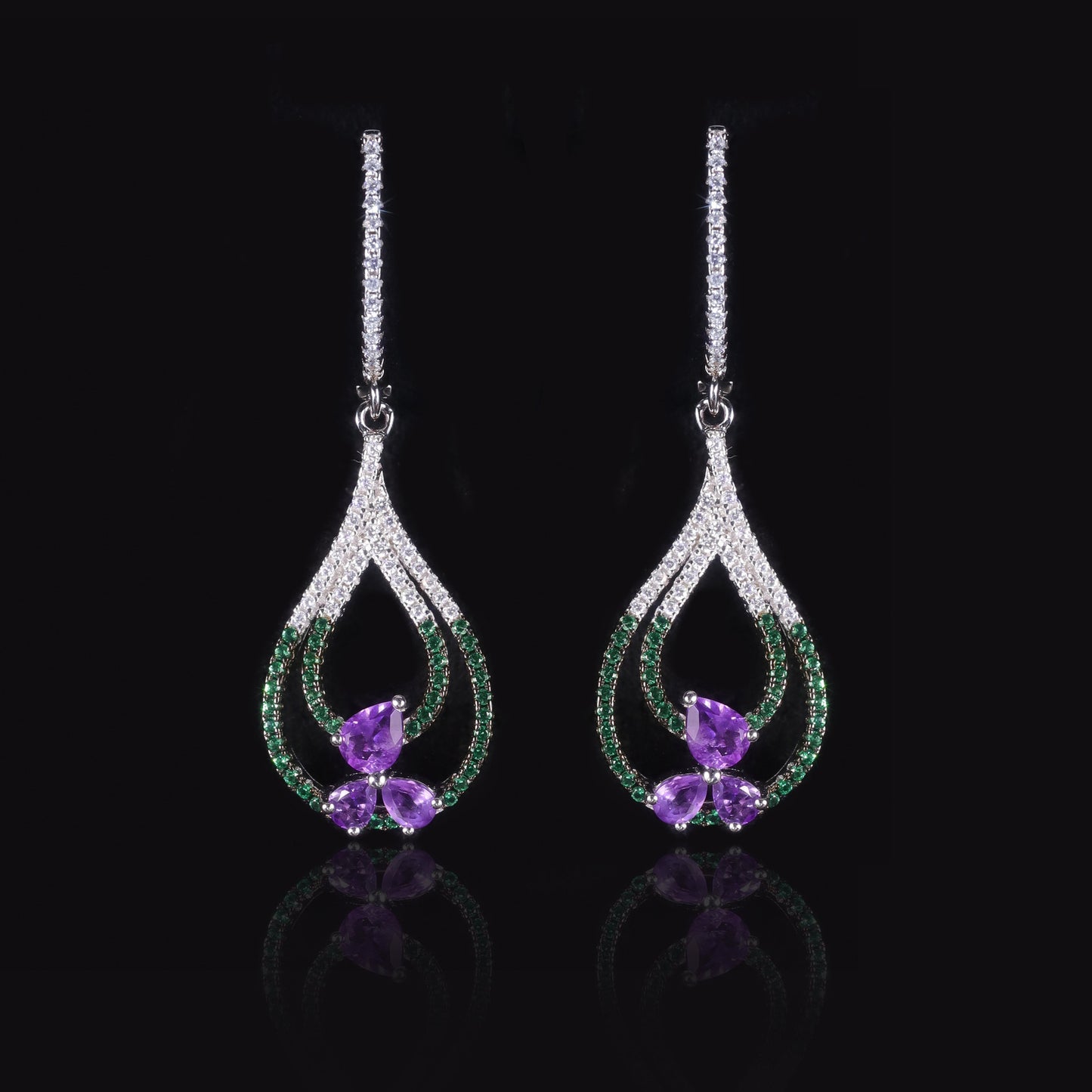 Unique Style Earrings s925Sterling Silver Inlaid Natural Garnet Earrings Crystal Translucent Stone Ear Clips New Style