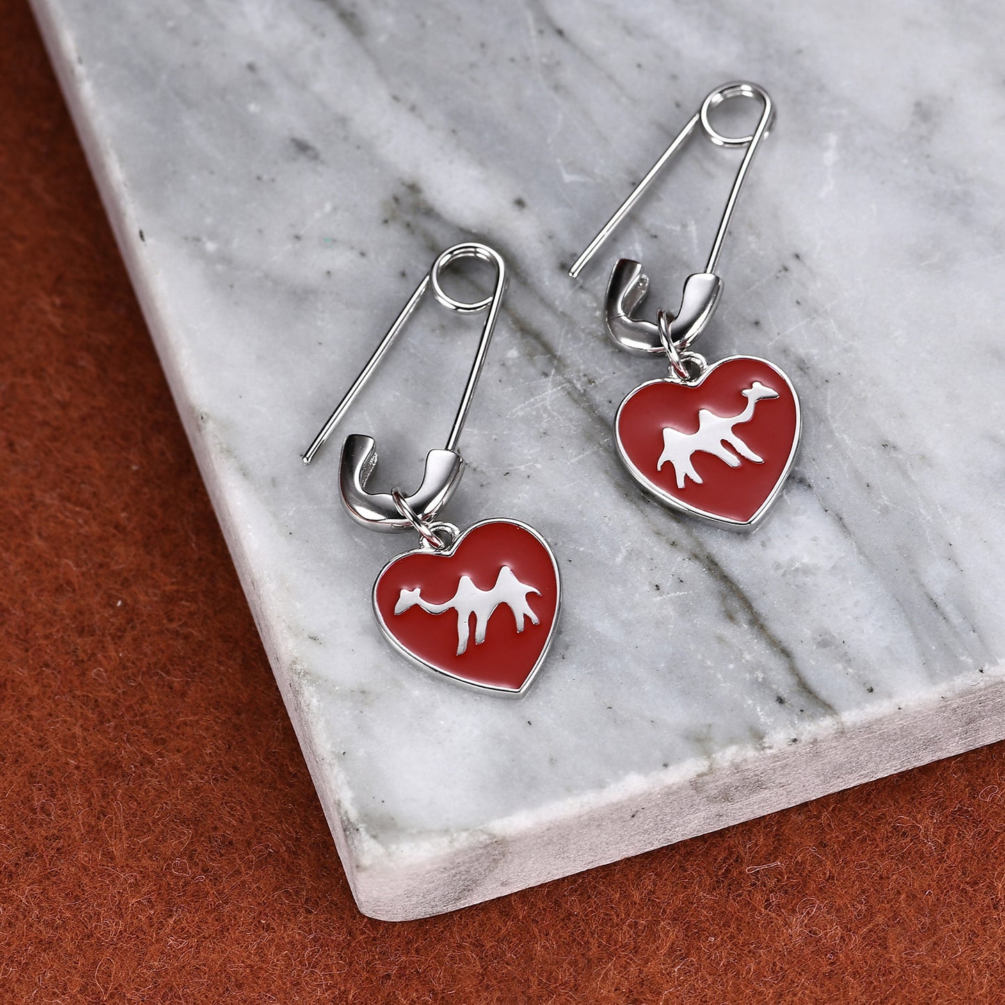 Red Enamel Camel Ring Earrings Bracelet with Safety Pin s925Sterling Silver Unique Personality Three-Piece Jewelry Set Heart Shape