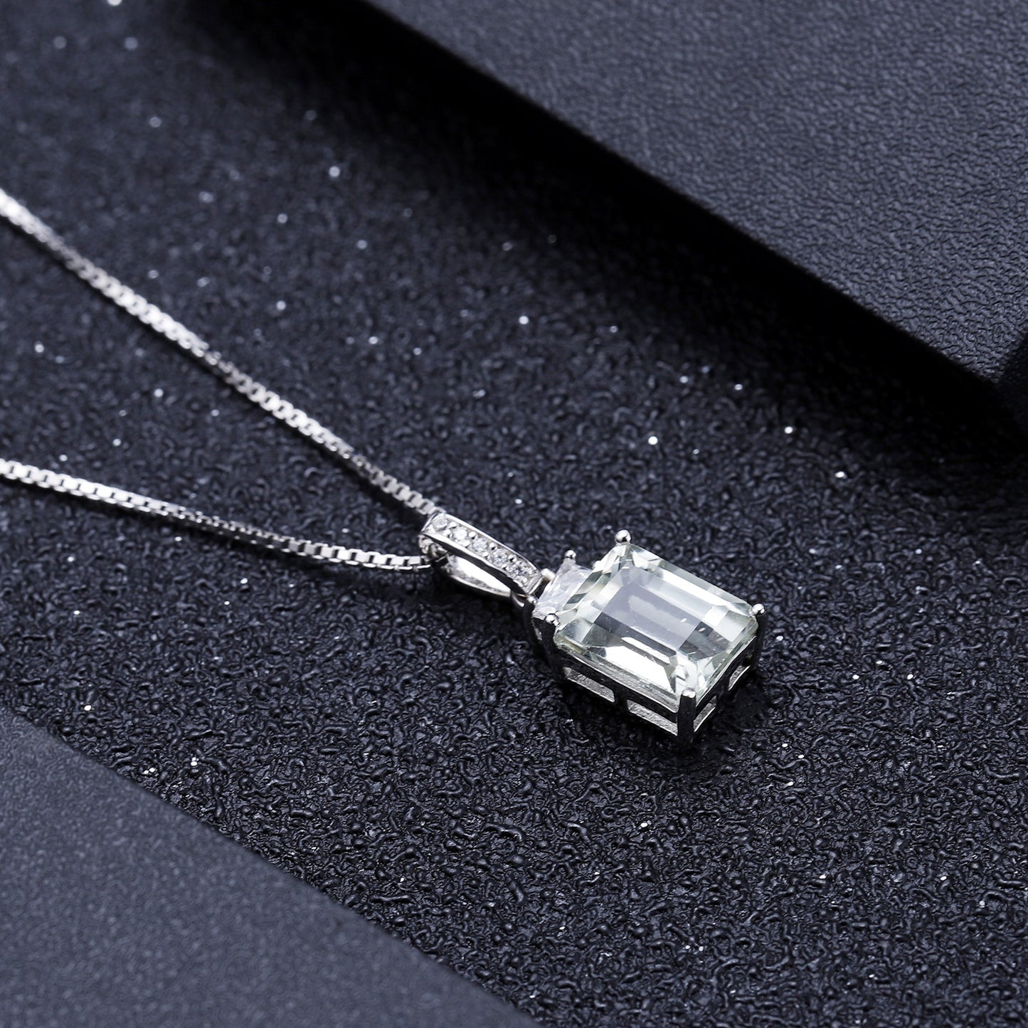 Natural Topaz Necklace Pendant Fashionable Light Luxury High-end Feel s925Sterling Silver Inlaid Natural Gemstone Necklace