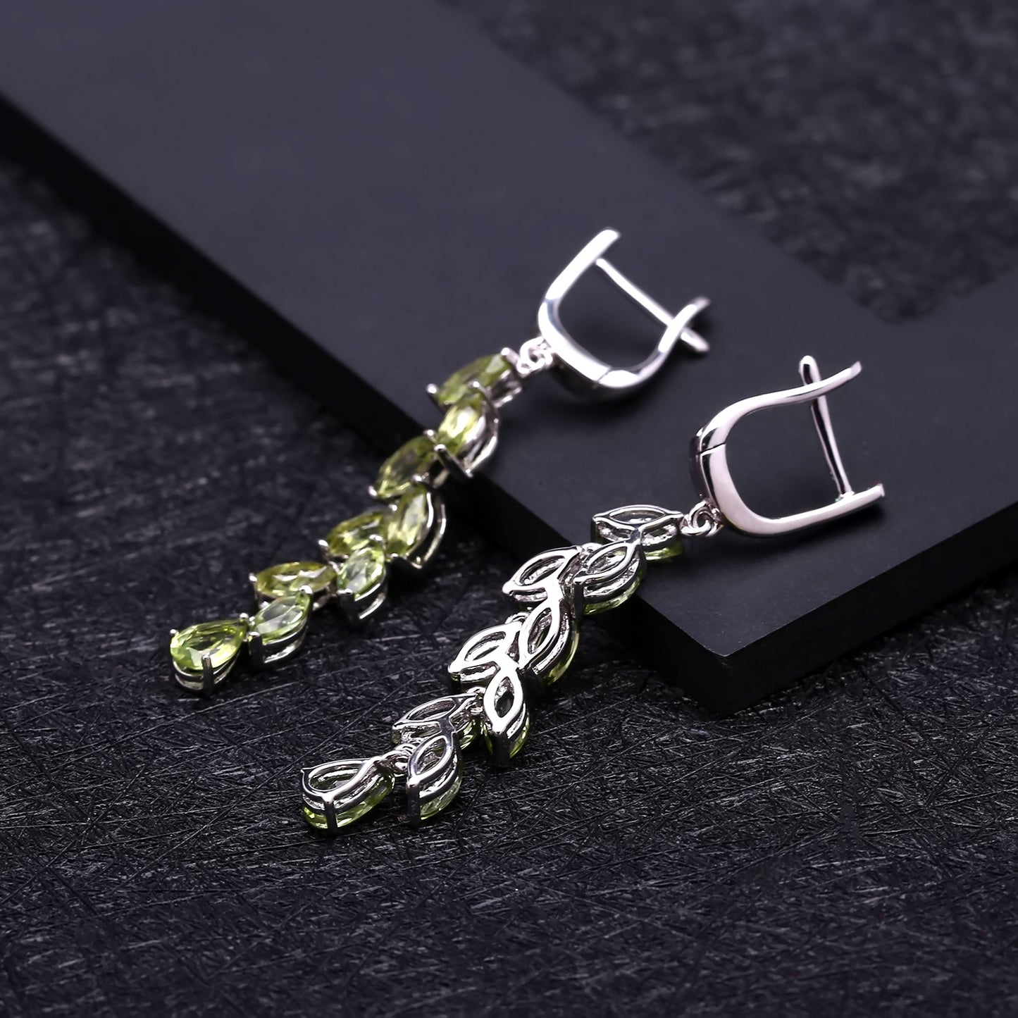Luxury Fashion Natural Peridot Earrings Sense of Design s925Silver Inlaid Natural Gemstone Earrings