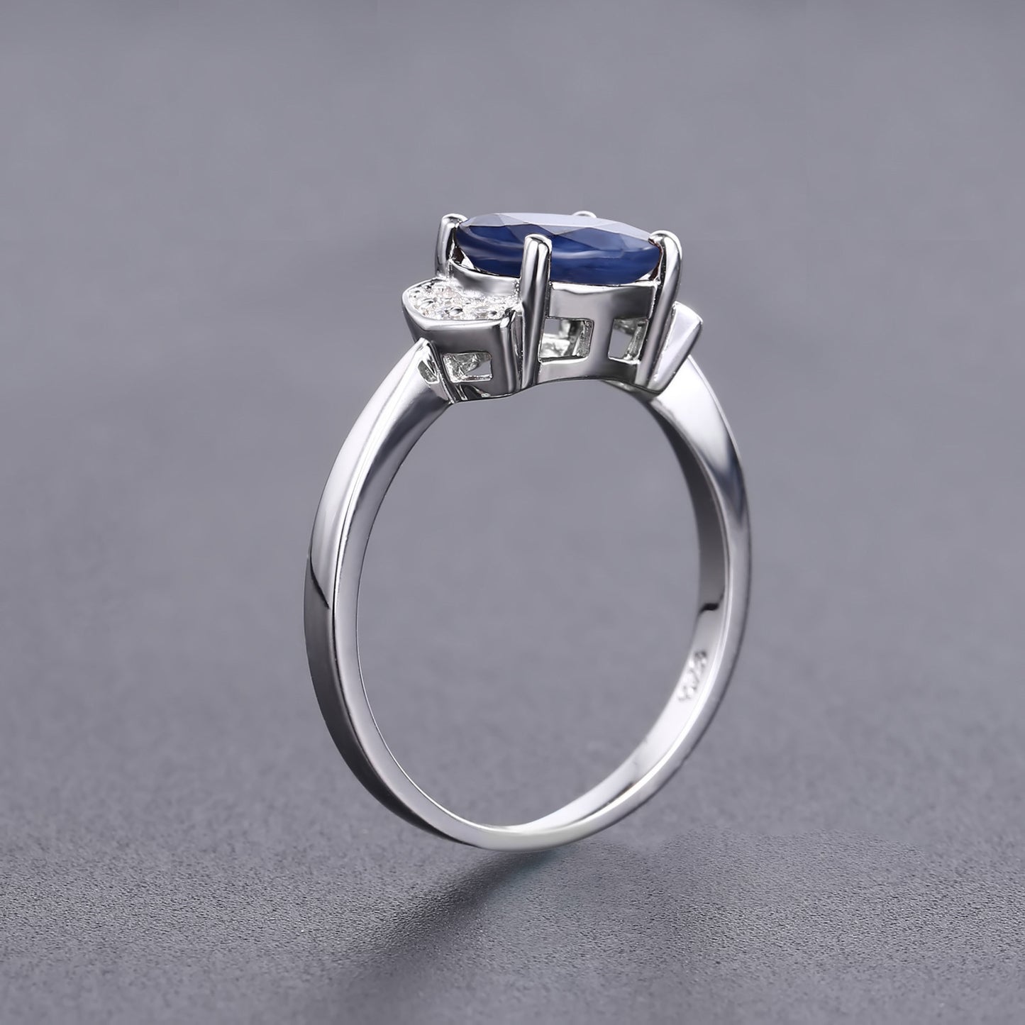 Fashionable Light Luxury Sapphire Ring for Men and Women In Stock Direct Supply Elegant Personality s925Sterling Silver Inlaid Gemstone Ring