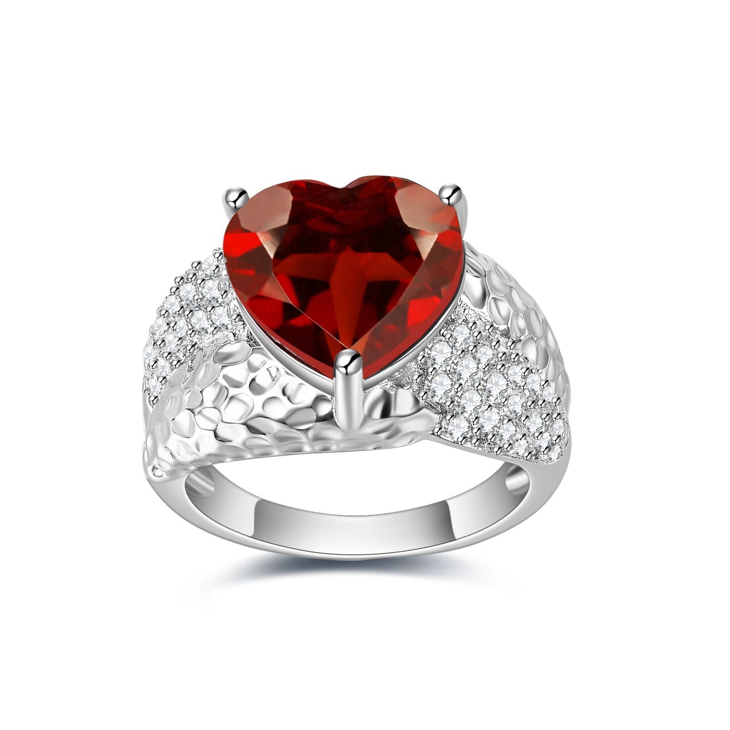 New Retro Style Designer Ring with a Sense of Design s925Sterling Silver Inlaid Heart-Shaped Gemstone Ring