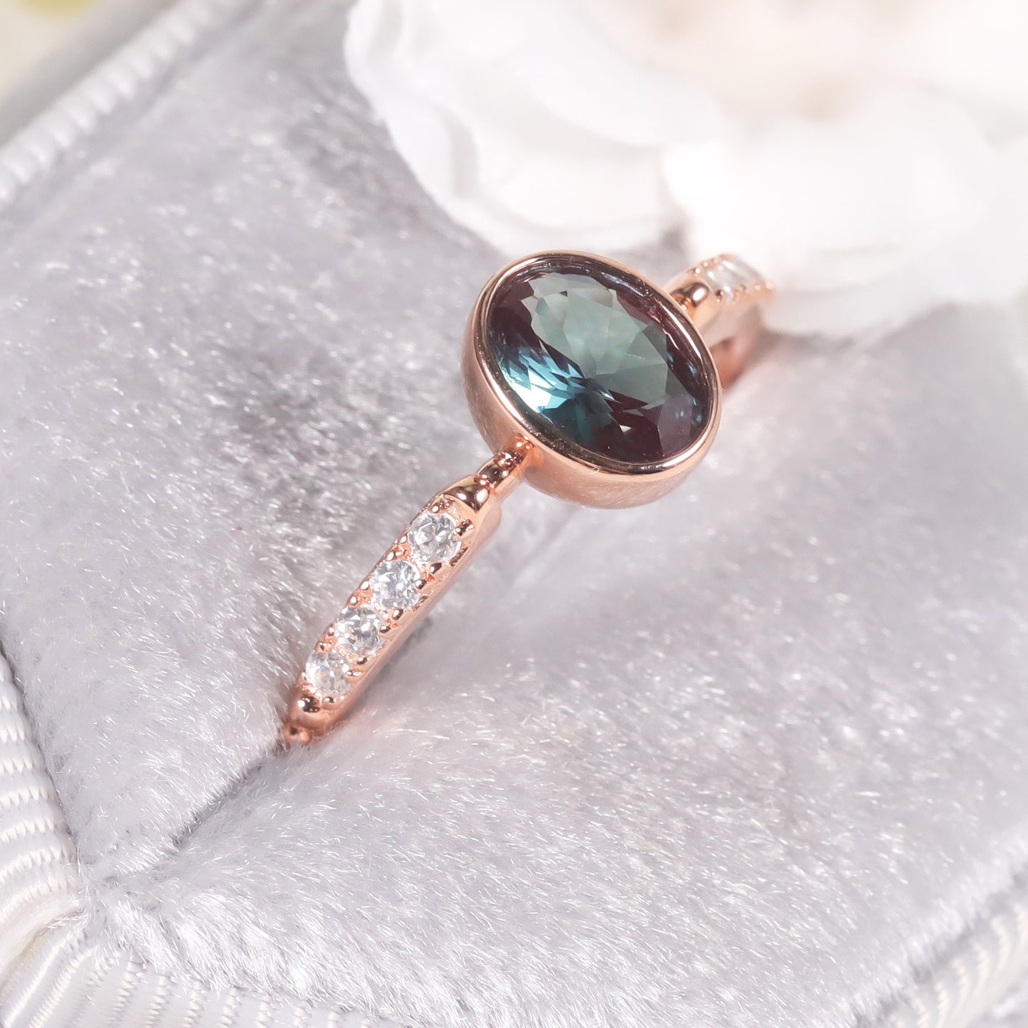 Minimalist Style Synthetic Alexandrite Ring s925Silver Gold-Plated Gemstone Ring