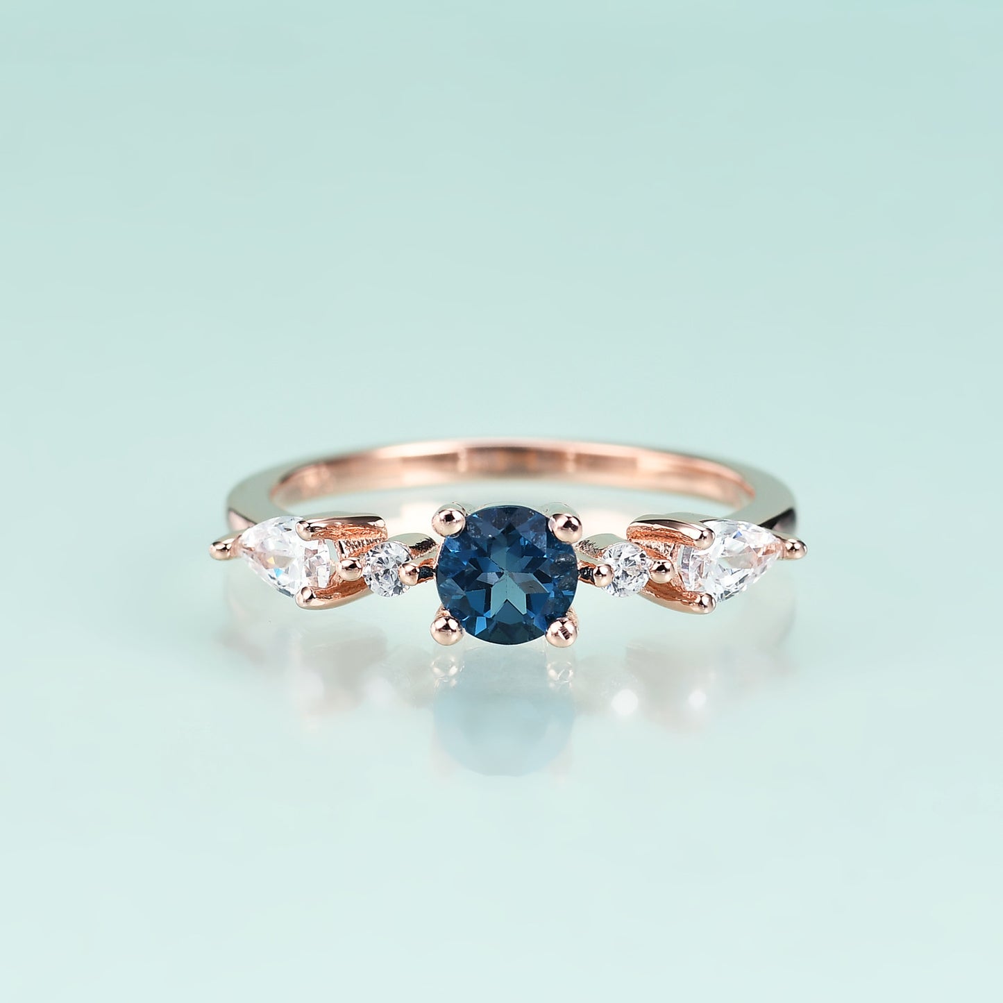 S925Sterling Silver Inlaid Natural London Blue Topaz Ring Fashionable Light Luxury Simple Elegant Gemstone Ring