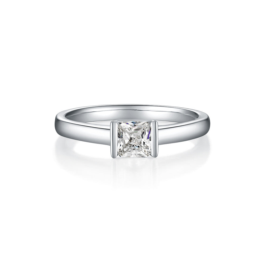 Simple s925Sterling Silver Inlaid0.5ct Square Moissanite Ring for Women Wholesale