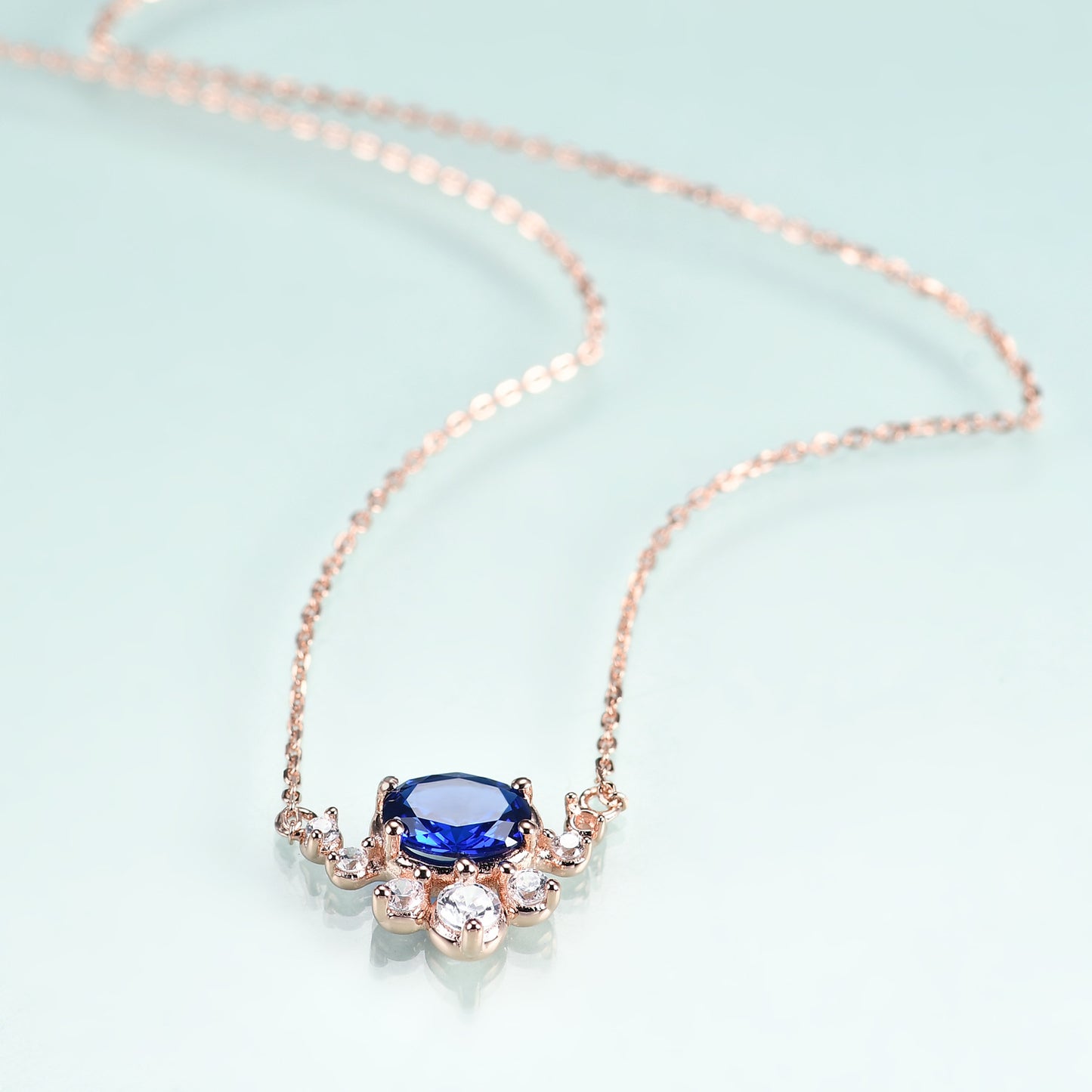 Jewelry S925Sterling Silver Inlaid with Emerald Nano Fashion Light Luxury Elegant Clavicle Chain Gemstone Necklace Pendant