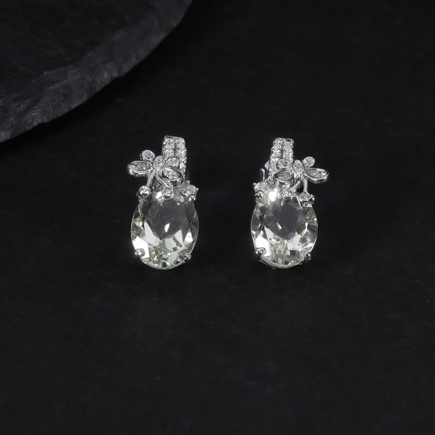 Luxurious Natural Gemstone Earrings Sense of Design s925Silver Inlaid Natural Gemstone Green Amethyst Earrings
