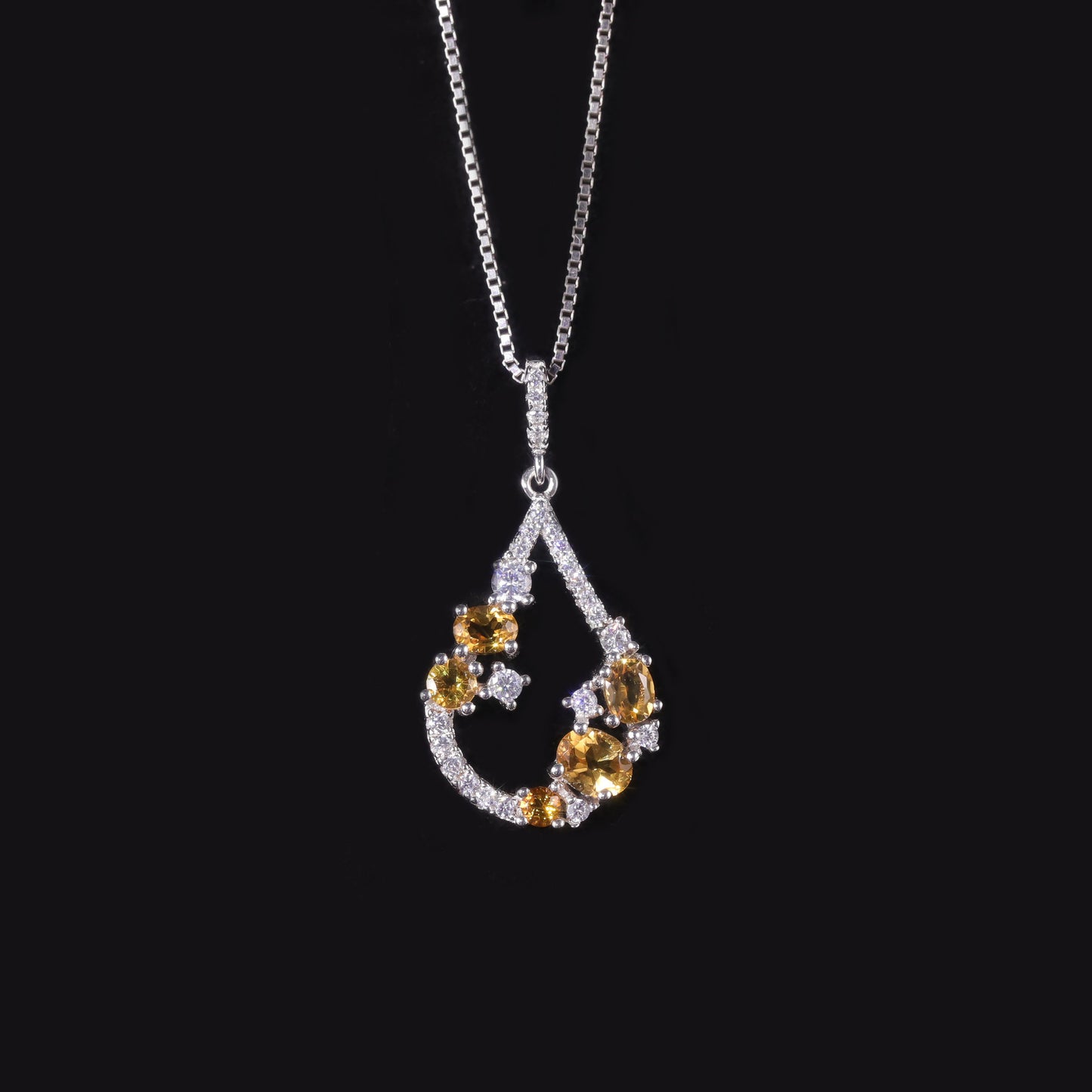 Sweet Style Natural Garnet Necklace s925Sterling Silver Inlaid Translucent Topaz Pendant High-end Jewelry